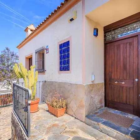 Villa Brisa By Unik Tarragona La Riera (Catalonia)